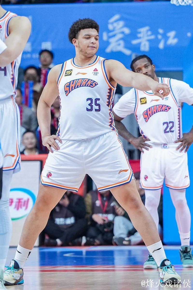 CBA-洛夫顿两双古德温高效 上海久事战胜北京控股