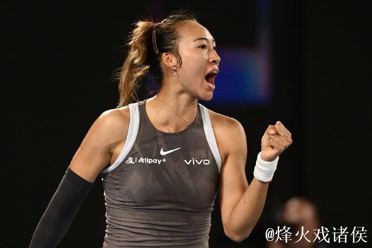 澳网郑钦文2-0托多尼赢赛季首胜 连续4年过首轮关 澳网郑钦文2-0托多尼赢赛季首胜 连续4年过首轮关